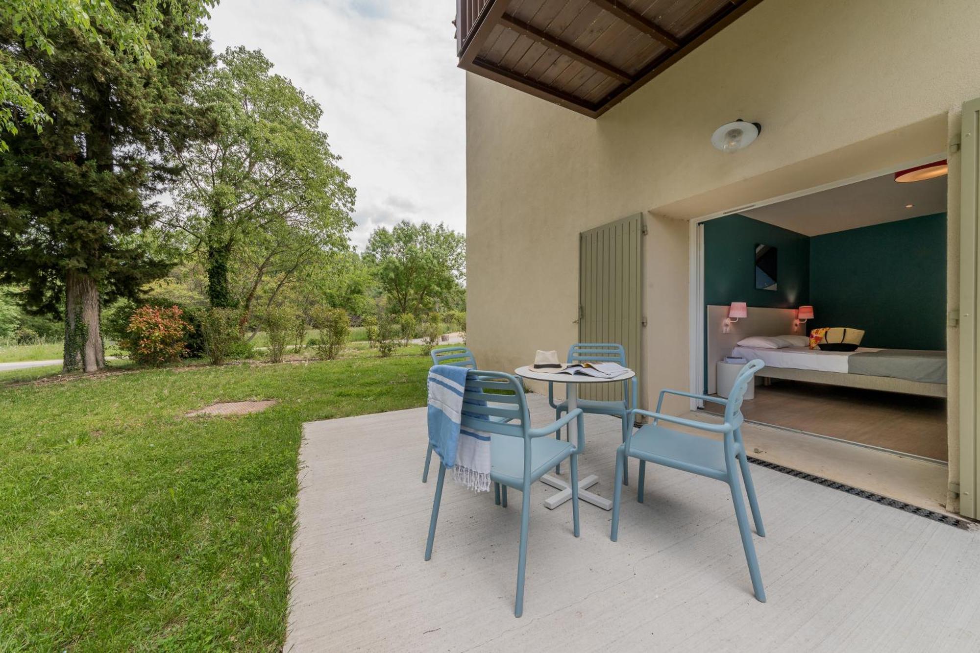 Belambra Clubs L'Isle Sur La Sorgue - Domaine De Mousquety Hotel Ngoại thất bức ảnh